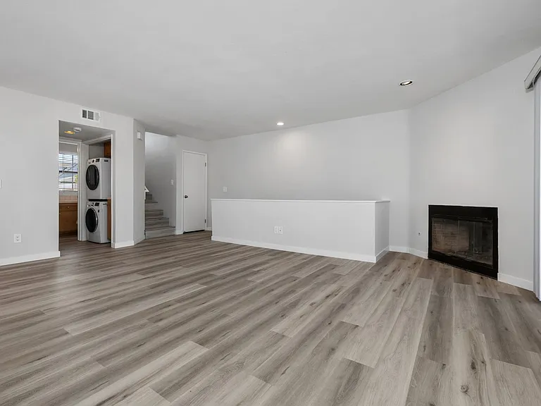 829 San Jose Pl #829 — Photo 6