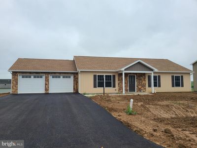 251 Grove Dr, Shippensburg, PA, 17257