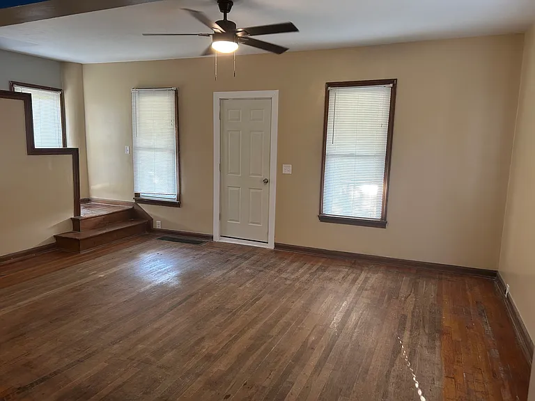 220 N Main St — Photo 4