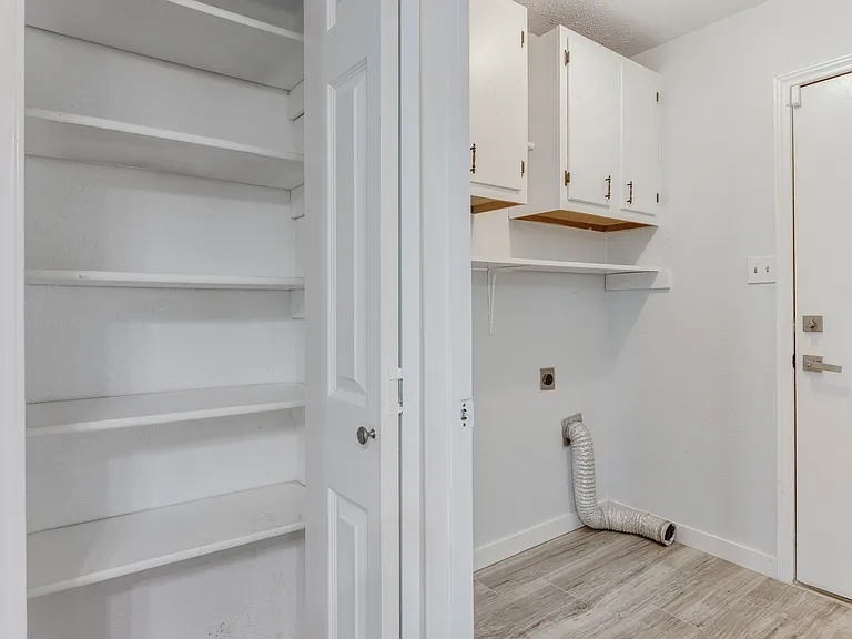 5620 Treese St — Photo 1
