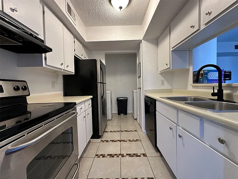 1500 Bay Area Blvd #440 — Photo 7