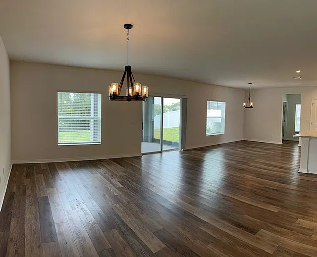 3852 Fescue St — Photo 3