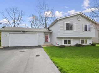 1551 N Frolic Ave, Waukegan, IL 60085