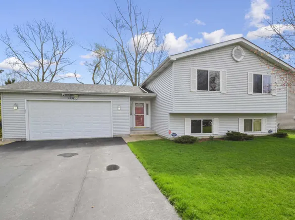 1551 N Frolic Ave, Waukegan, IL 60085