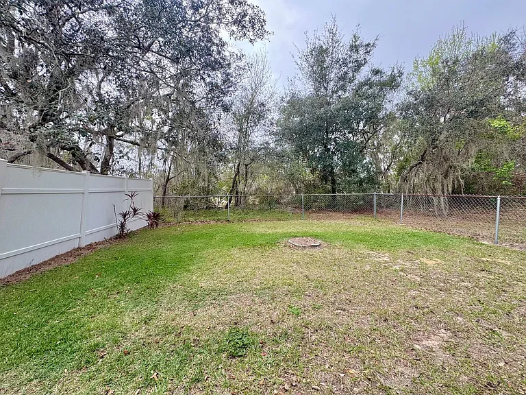 3228 Courtney Dr — Photo 26