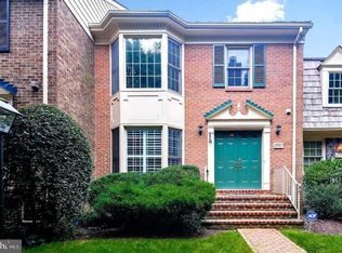 10781 Brewer House Rd, Rockville, MD 20852