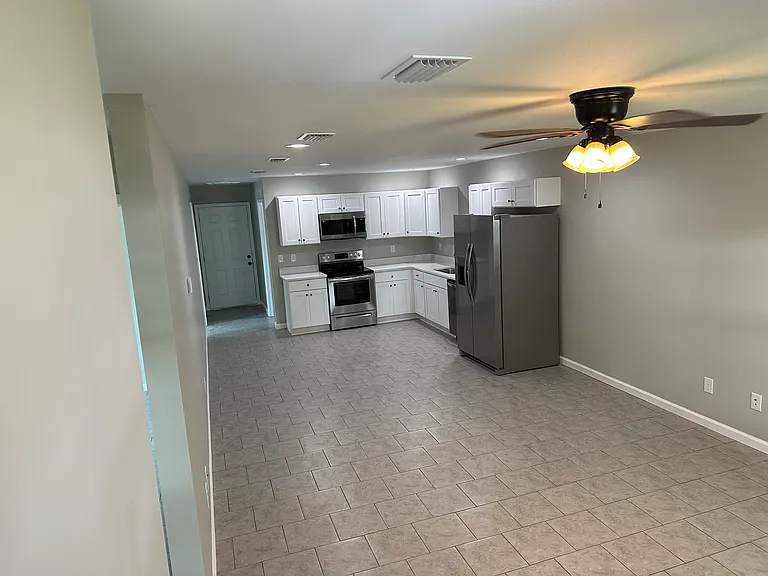 25145 Chestnut St — Photo 3