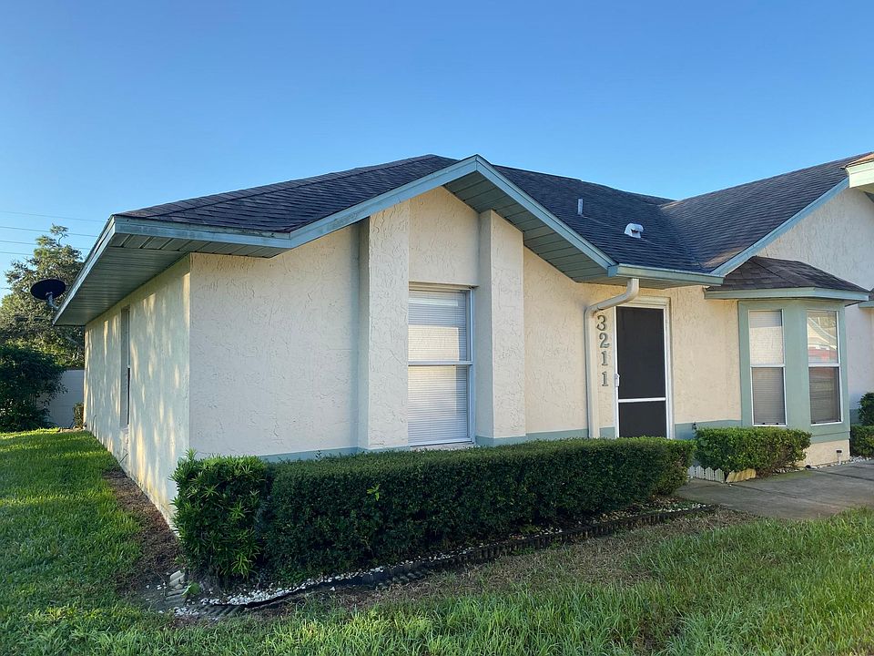 1st image of 3211 Villa Way Cir
