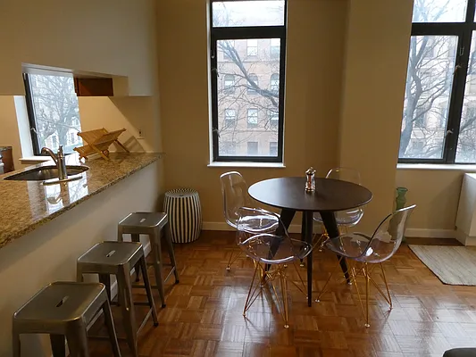 Rented by Reuveni LLC | media 3