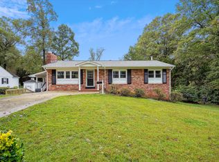 2226 Westwood Pl, Falls Church, VA 22043