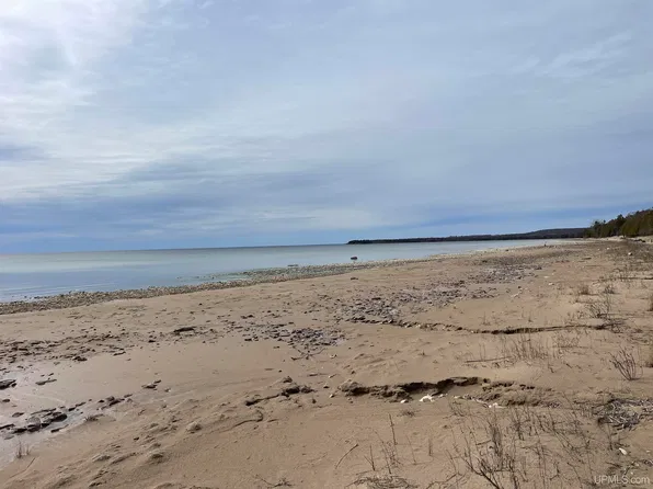 2625 Gg75, Lane Garden, MI 49835