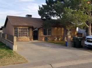 3022 Carver St, Carlsbad, NM 88220