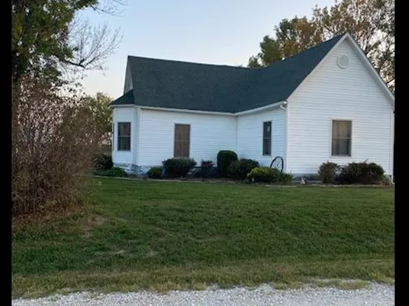 21996 Clarence St, Callao, MO 63534