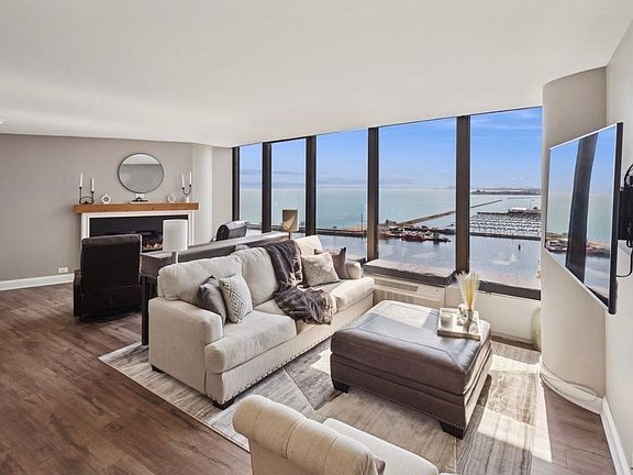 4th image of 505 N Lake Shore Dr APT 1812