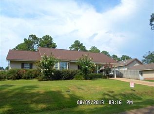 239 E Church St, Ackerman, MS 39735