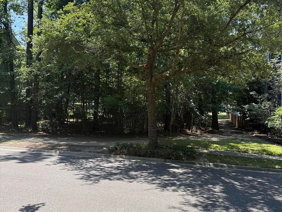 1st image of 235 Lotz Dr