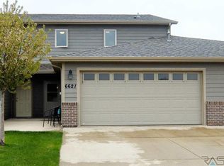 6621 S Tomar Rd, Sioux Falls, SD 57108