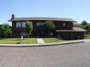 109 Bartlett Rd, Richland, WA 99352