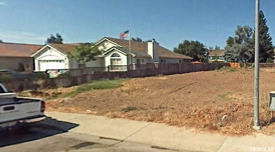 1st image of 365 Peel Ln