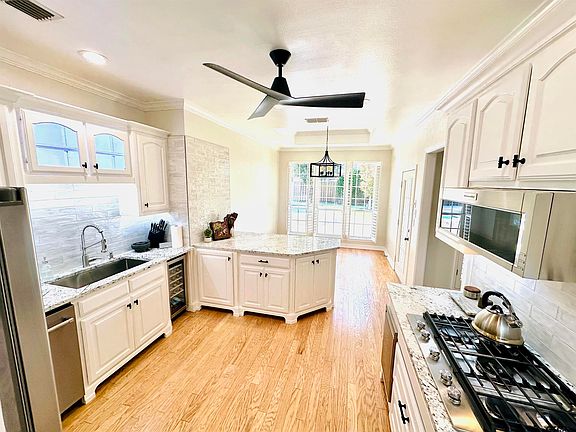 5th image of 3855 Broadmoore Ct