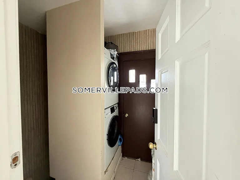16 Electric Ave #2 — Photo 10