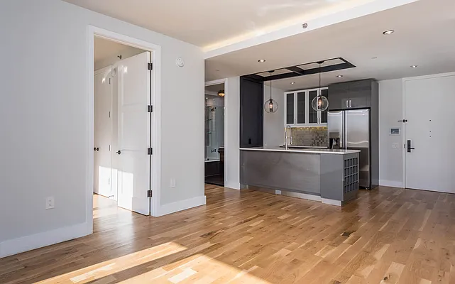 Rented by Nooklyn NYC LLC | media 25