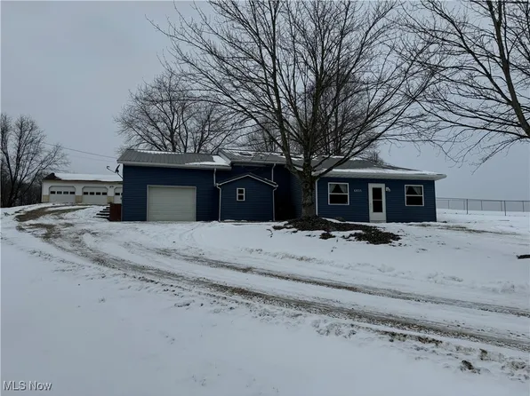 6833 State Route 754, Millersburg, OH 44654