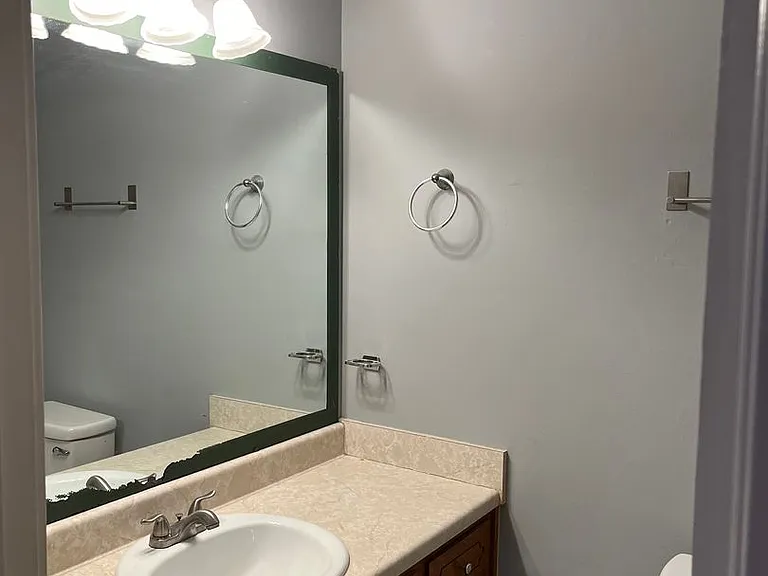 112 Blackhawk Dr — Photo 12