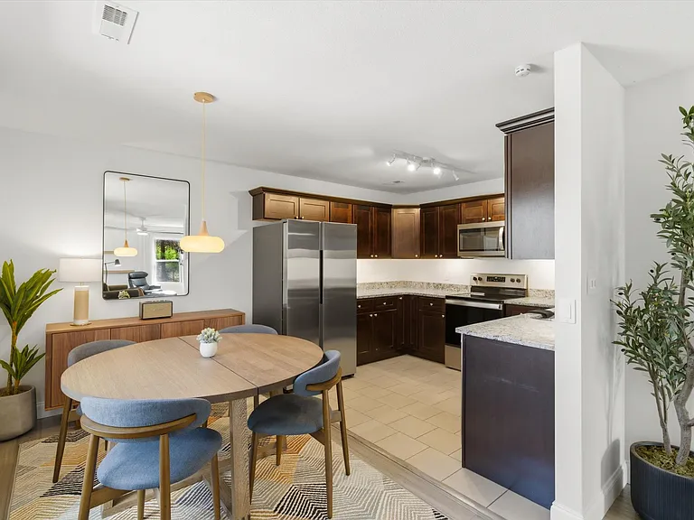 103 Marion St — Photo 7