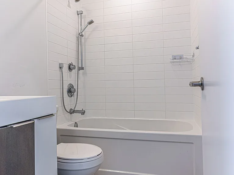 20 Tubman Ave #509 — Photo 7