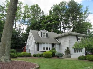 128 Lake Rd, Valley Cottage, NY 10989
