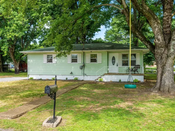 11647 Greene St, Soddy Daisy, TN 37379