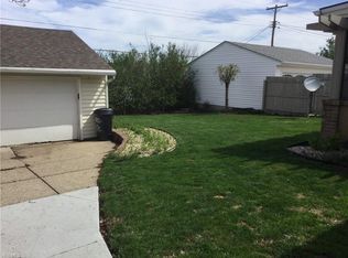 3106 Dellwood Dr, Parma, OH