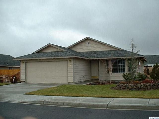 1st image of 8003 Madeira Dr