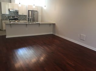 605 N 10th St, Philadelphia, PA 19123