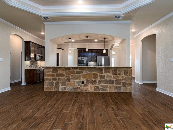 5th image of 2032 Catkins Ln