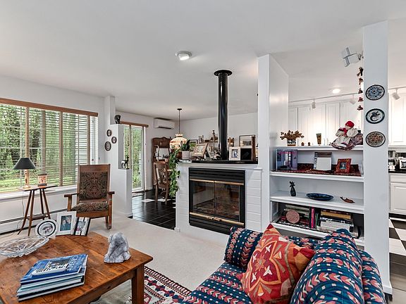 3rd image of 26 Lake Forest Drive
