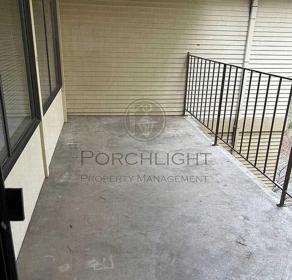 405 La Villa Dr — Photo 11