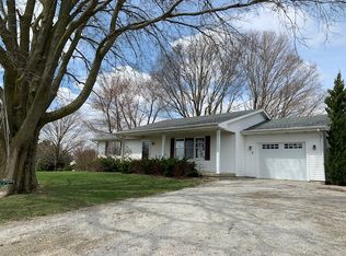 2360 E County Road 1250 N, Newman, IL 61942