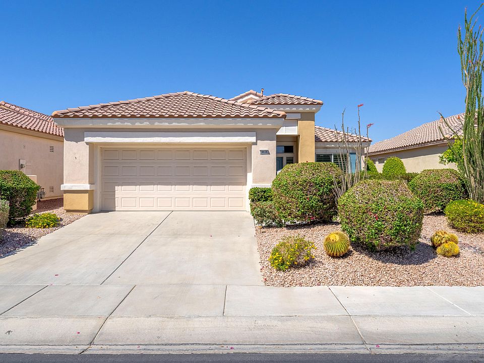 1st image of 78656 Iron Bark Dr