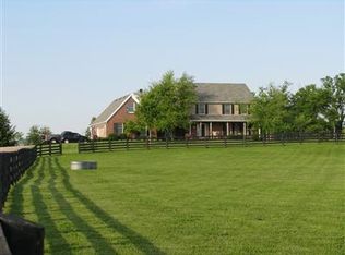 140 Creekwood Way, Nicholasville, KY 40356