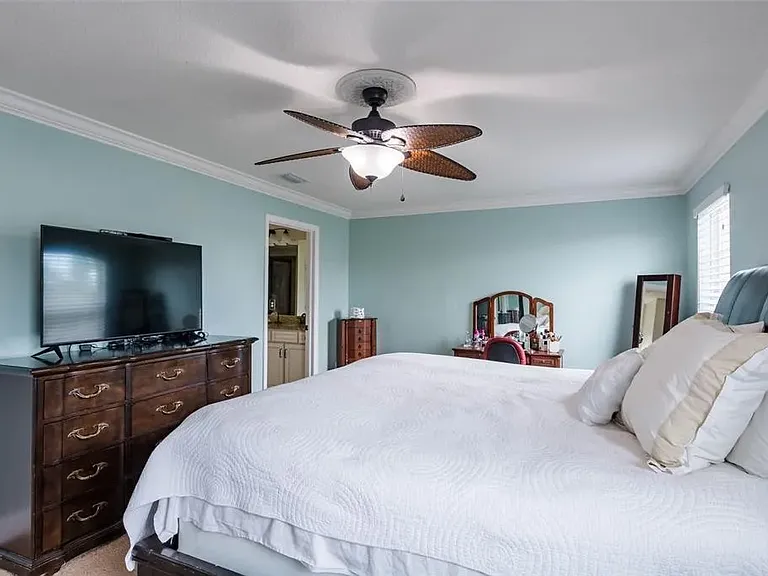 425 Bahama Grande Blvd — Photo 23