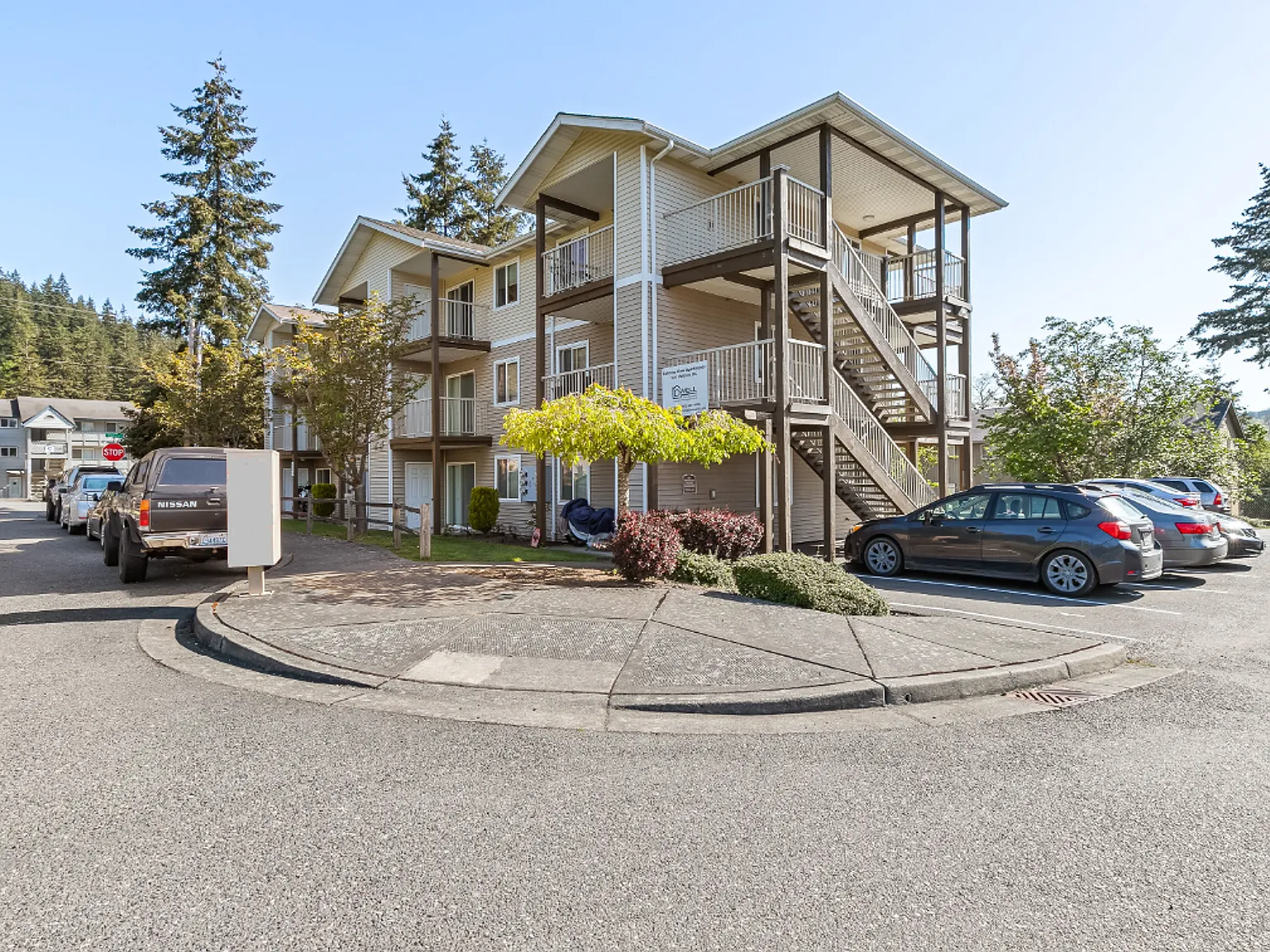 Seahome View Apartments — Photo 1