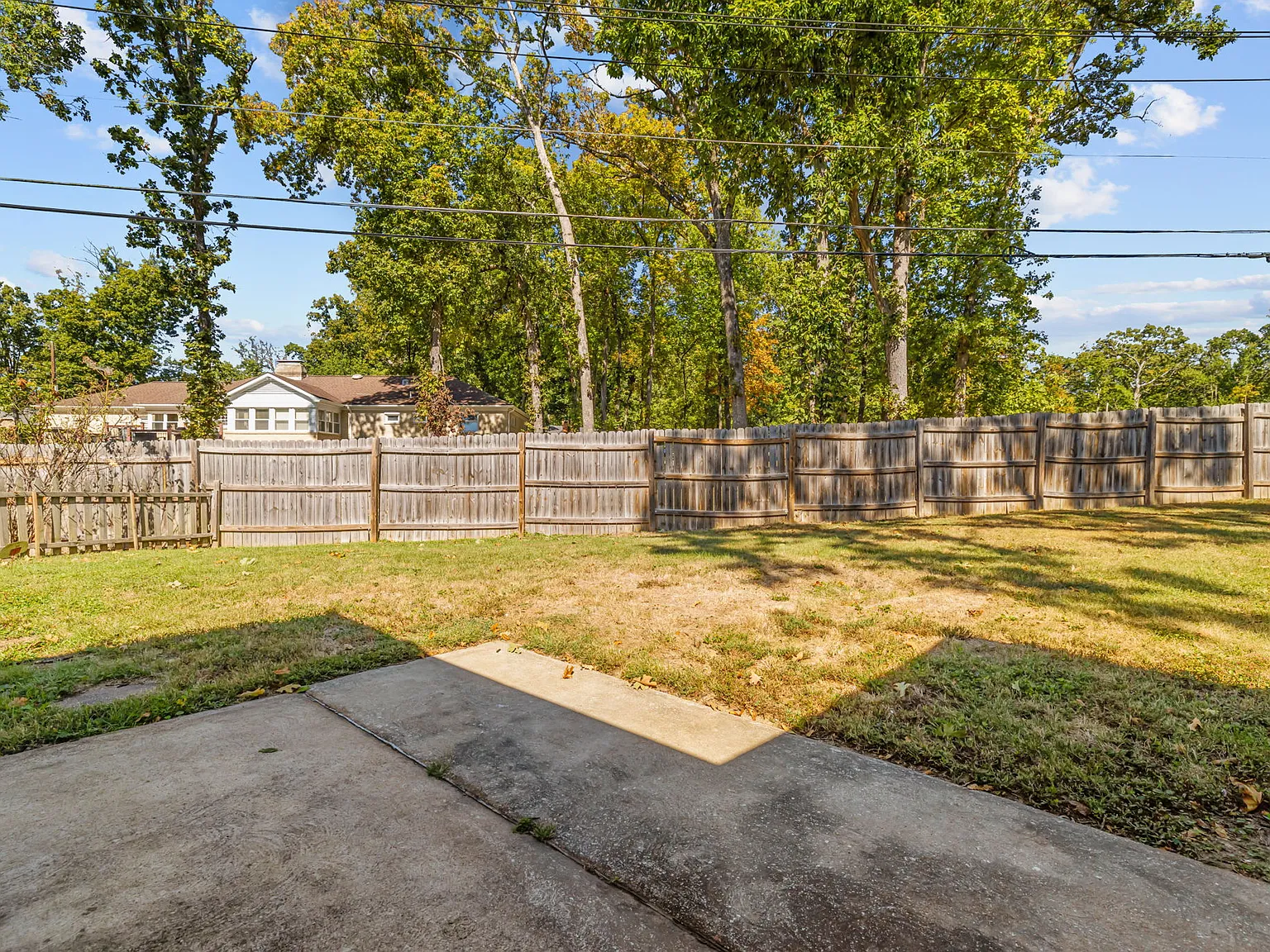 3 bed, 1254 sqft, $3,300 — Photo 3