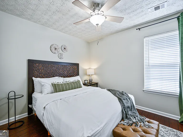 1431 Bay Overlook Dr — Photo 6