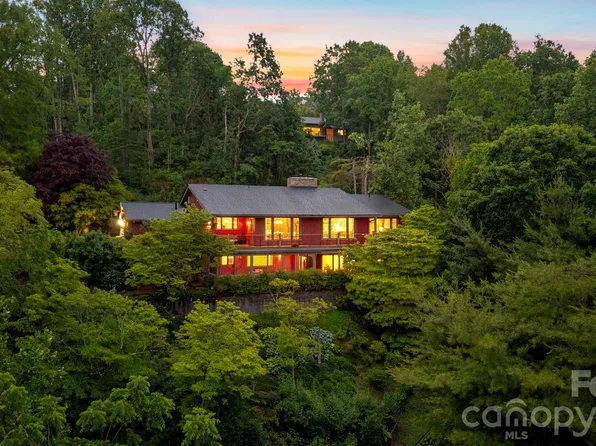 24 Westhaven Dr, Asheville, NC 28804