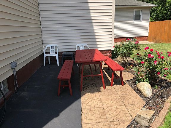 3rd image of 5417 Brow Ave #Up