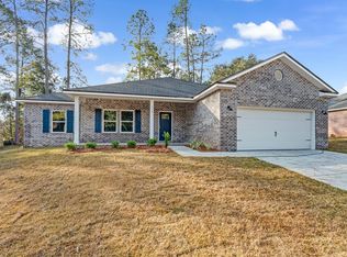 313 Country Club Dr, Crestview, FL 32536