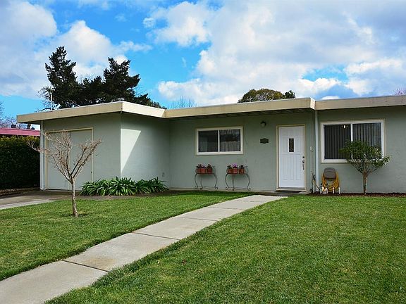 2nd image of 2137 Sandra Dr
