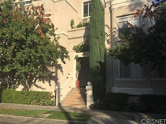 2nd image of 4630 Woodley Ave Unit 104